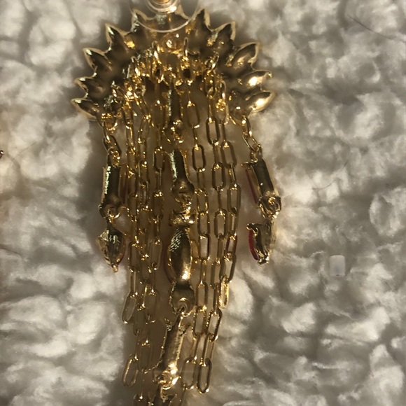 New Guess Red Statement Cluster Drop Earrings - Picture 5 of 6